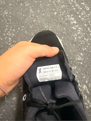 On Cloudnova Sneaker   Schwarz Weiß   Gr. 37.5 Bild 4
