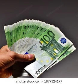 Finanzierung und Investition zu sehr einfachen Konditionen  Suchen Sie nach Mitteln zur Umsetzung Ih
