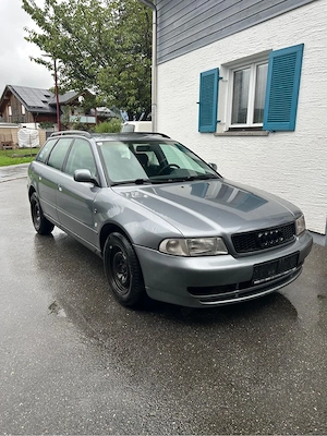 Audi A4 B5 Bild 2