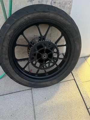 Vorder- und Hinterrad für Moped Bild 5