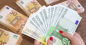 Kredi!te:und Investitionen zu sehr einfachen Konditionen  Wir bieten Finanzierungs- und Investitions