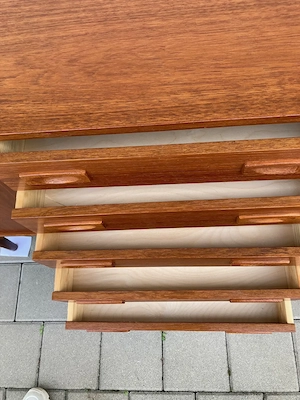 Dänisches Sideboard original 60er Jahre von der Firma Egebjerg  Mobelfabrik, Vinderup (Mid Century) Bild 8