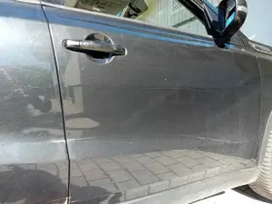 Suzuki Vitara, schwarz, Baujahr, Erstzulassung 2015 Bild 4