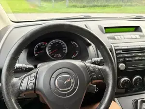 Mazda 5 Bild 2