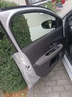 Dacia  Sandero  mit AHK,  Benziner,  Top Zustand  Bild 9