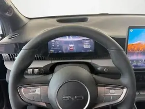 BYD Dolphin G DM-i Comfort /PANO/SHZ/SOFORT 156 kW (212 PS), ... Bild 7