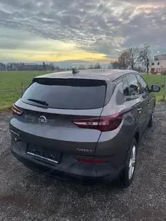 Opel Grandland Bild 2