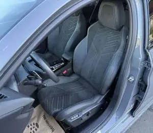 Peugeot 208 Bild 18