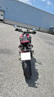 Ducati Hypermotard 950 Bild 10