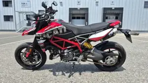 Ducati Hypermotard 950 Bild 2