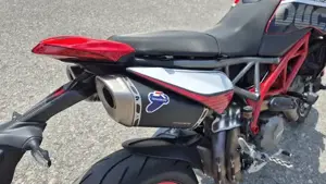 Ducati Hypermotard 950
