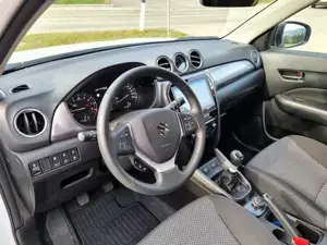 Suzuki Vitara 1.4 Mild-Hybrid ALLGRIP shine Tageszulassung Bild 8