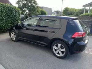 Verkaufe schwarzen Golf 7 Bild 5