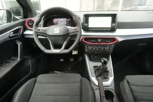 Seat Arona 1.0 TSI FR AHK Voll-LED Kamera App-Navi 85 kW (... Bild 8