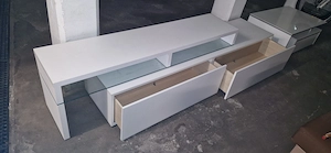 Hochwertiges, lässiges TV-Möbel - Länge variierbar, Höhe 52cm, Teil u: 205x50, Teil o: 170x40 Bild 3