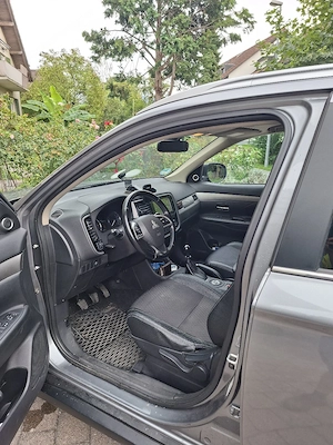 Mitsubishi Outlander  Bild 4