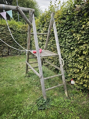 Älteres Schaukelgerüst ohne Einbetonierung Bild 2