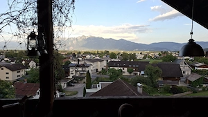  Charmantes Wohnhaus in unverbaubarer Aussichtslage in Weiler zu verkaufen!! Bild 2