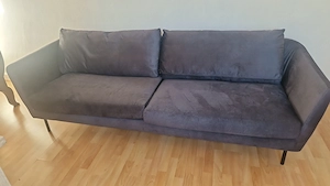 Neuwertiges Samt Sofa