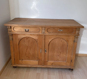 Alte Bauernanrichte   Weichholzkommode mit 2 Laden und 2 Türen