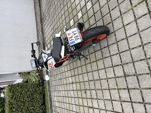 KTM 390 Duke Bild 8