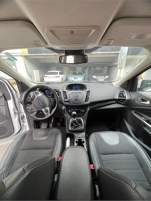 Ford Kuga 2.0 tdci Titanium  Bild 5