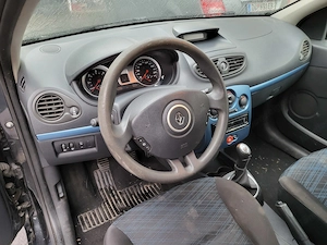 Renault Clio Diesel neu ÖAMTC vorgeführt Bild 8