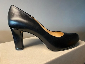 UNISA Echtleder Pumps schwarz Größe 38 - neuwertig