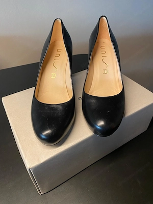 UNISA Echtleder Pumps schwarz Größe 38 - neuwertig Bild 3