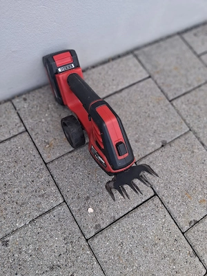 Einhell Akku-Gras und Strauchschere  Bild 4