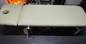 Elektrische Massageliege Bild 2