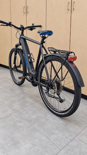 E Bike Cube Cross Race Hybrid Herren Trekkingrad Bild 3