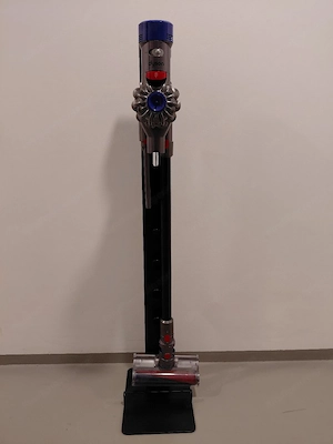 Dayson V8 mit Ständer Bild 2