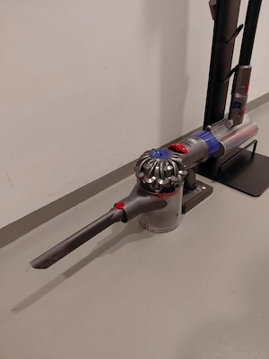 Dayson V8 mit Ständer Bild 5