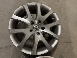 Original VW Touareg I (Typ 7L) 19 Zoll Leichtmetallfelgen Bild 2
