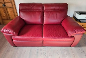 Gratis: Rote Couch echtleder, elektrisch verstellbar