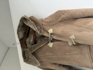 Schöner Wildleder-Fell Kurzmantel mit Kapuze, Gr. M Bild 3