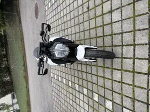 KTM 390 Duke Bild 7