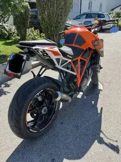 KTM Superduke 1290R Bild 2