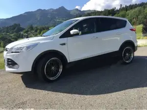 Ford Kuga Bild 2