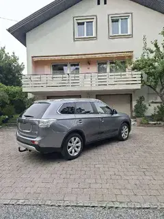 Mitsubishi Outlander Bild 4