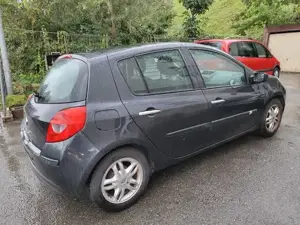 Renault Clio Bild 9