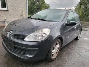 Renault Clio Bild 3