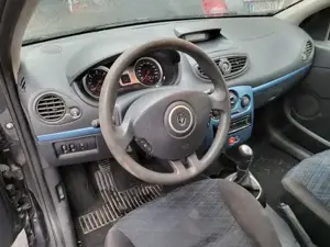 Renault Clio Bild 5