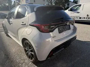 Toyota Yaris Bild 10