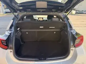 Toyota Yaris Bild 12