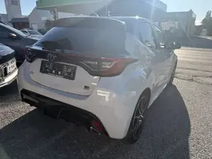 Toyota Yaris Bild 11