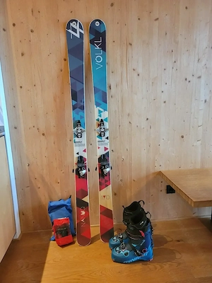 Völkl Nanuq Tourenski 