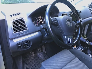 Verkaufe Sharan Comfortline BMT 2.0 TDI 4Motion Bild 9