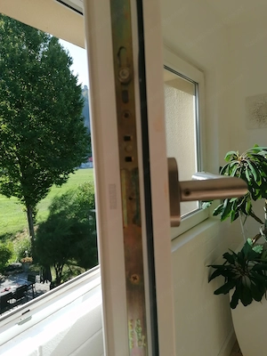 3er Kunststoff Fenster, Weiß, 3 m breit, 1.25 m hoch, 2fach Verglasung, gebraucht, guter Zustand  Bild 3